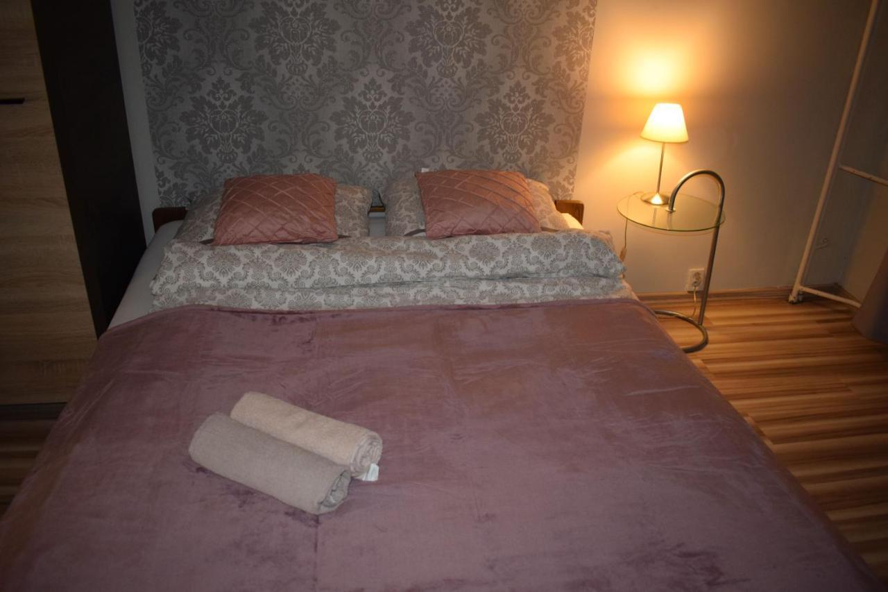 Apartament M-5 - 74M2 - Free Parking Częstochowa Exterior foto
