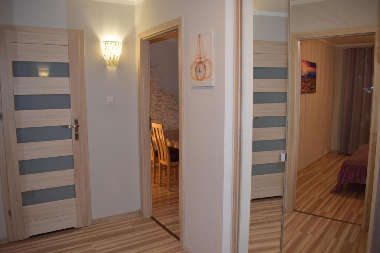 Apartament M-5 - 74M2 - Free Parking Częstochowa Exterior foto